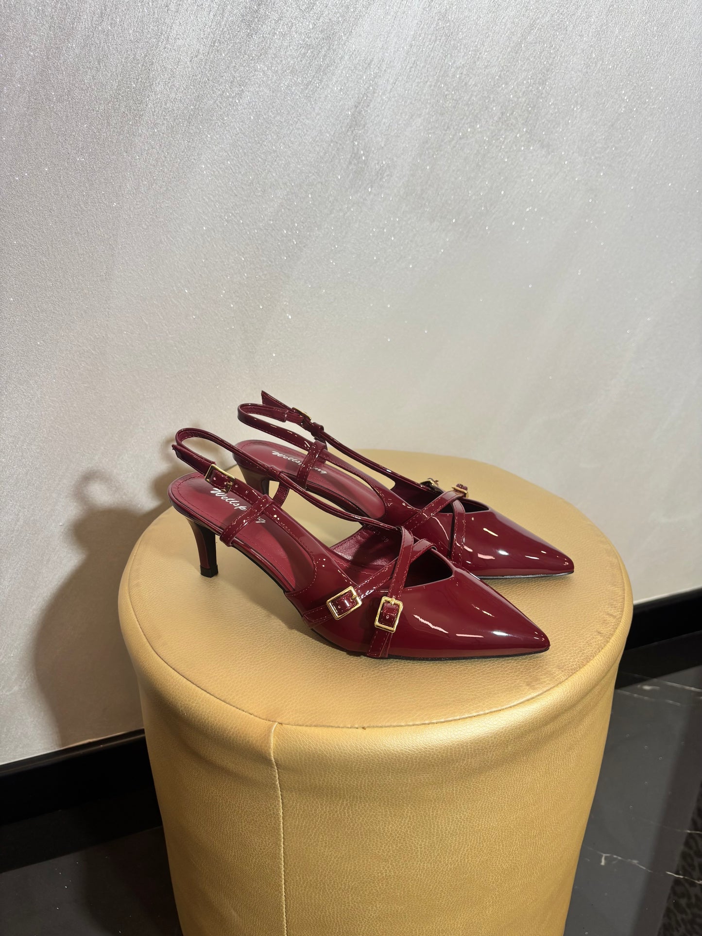 Shoes in Borgogna